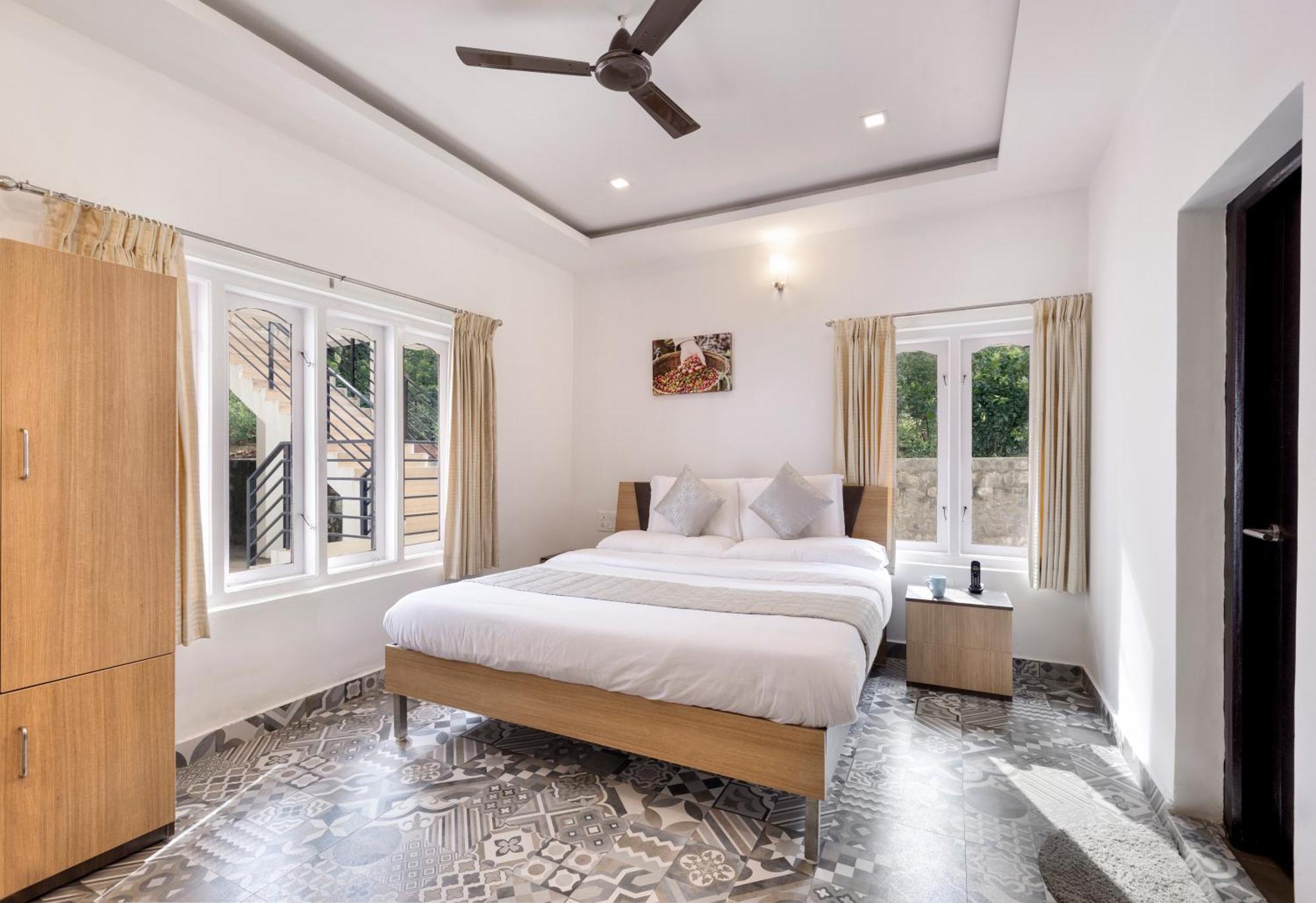 Tusker Trail By Luxunlock Hotel Suntikoppa Exterior photo